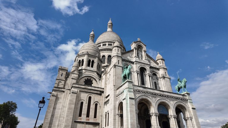 Discovering the Charms of Montmartre, Paris